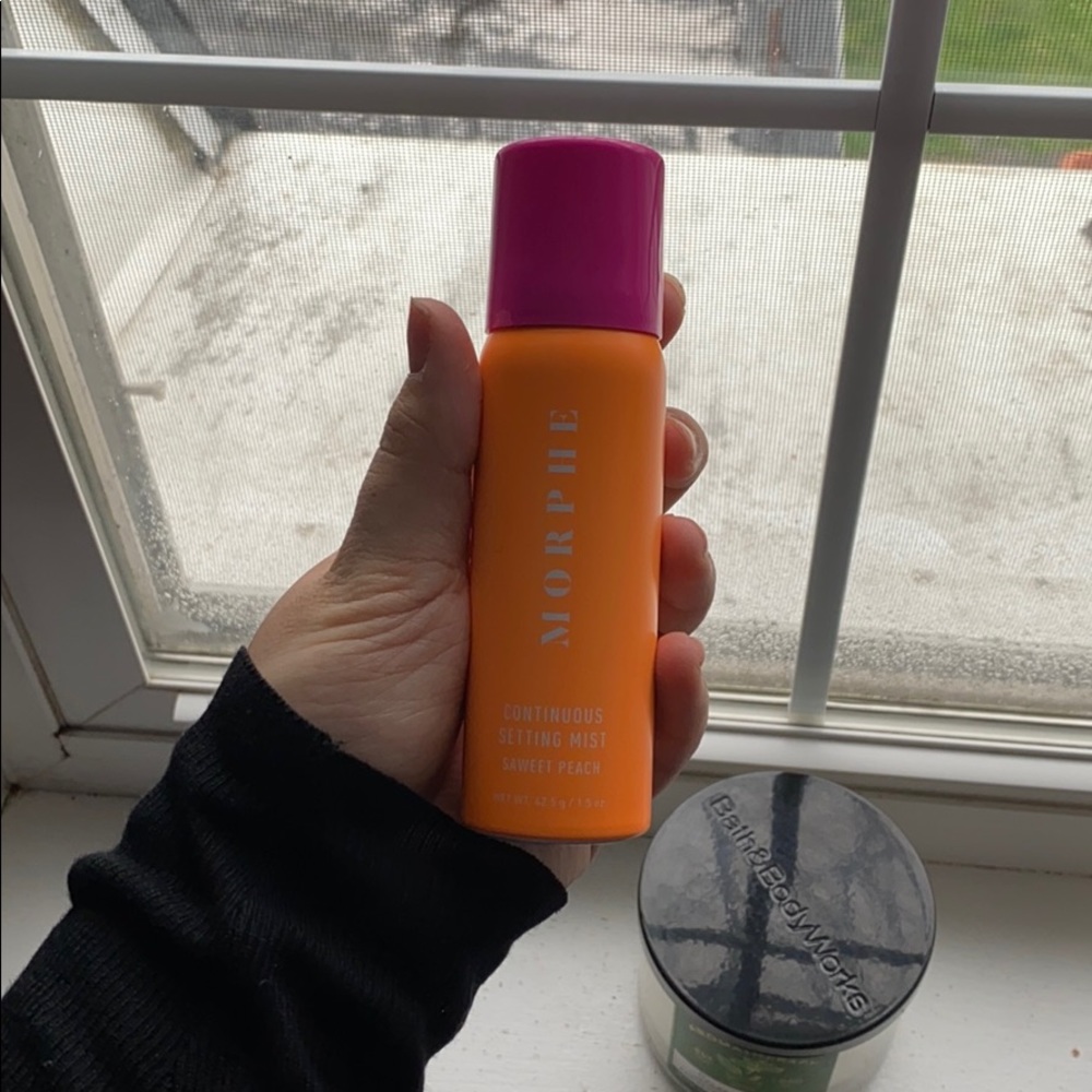 Morphe setting spray